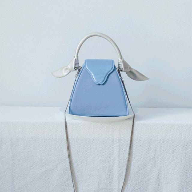 我劝你别买奔驰e,小ck建议买吗