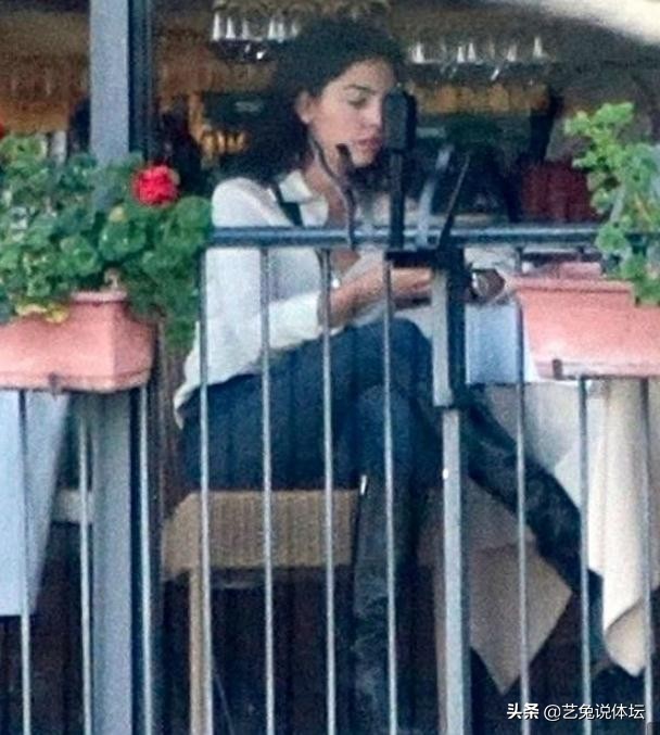 乔治娜用了什么本事来管住c罗,c罗为什么和乔治娜一起收心了