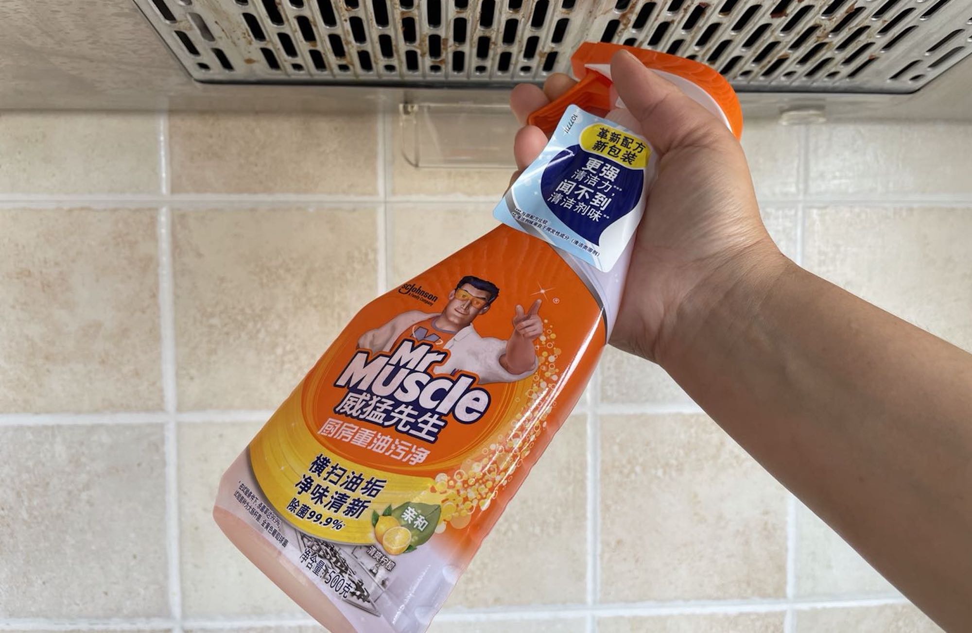 厨房下水道堵塞油渍太厚疏通方法,厨房大理石台面上的油渍怎么处理