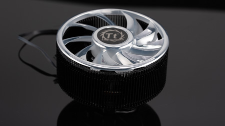 什么散热压得住i79700k,用什么的散热器能压住i77700k