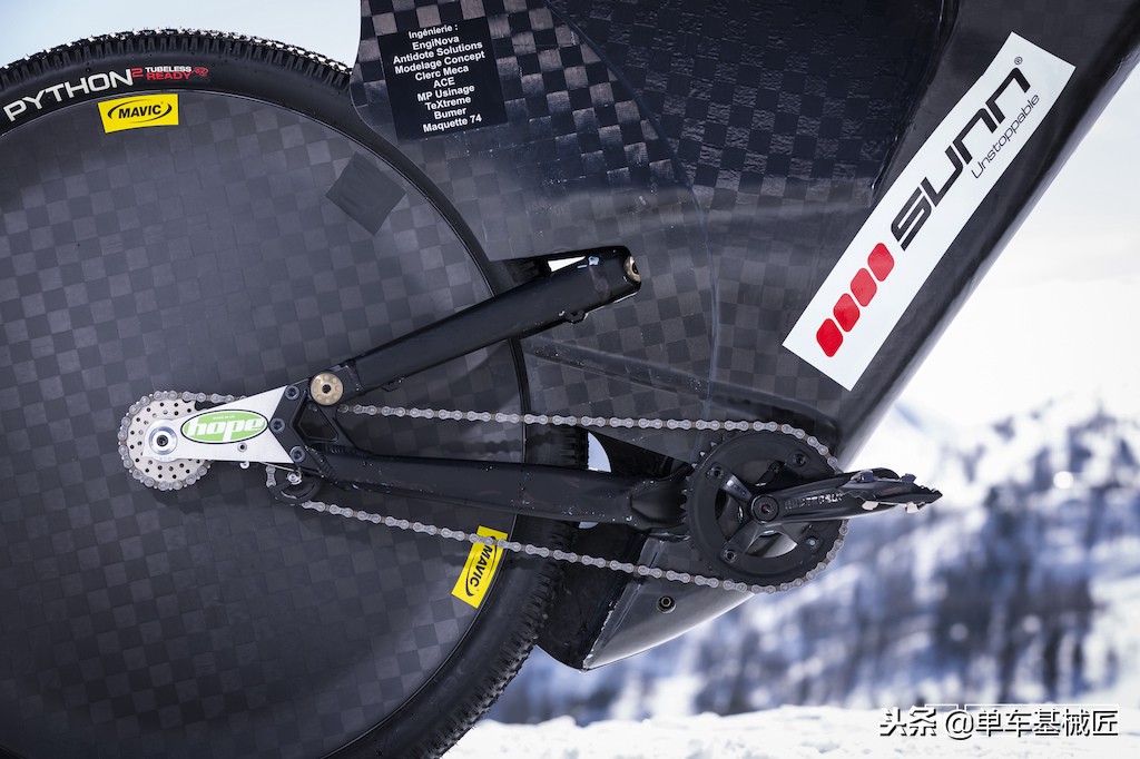 世界上最快，最气动的速降自行车，有人用它达到了223.3km每小时