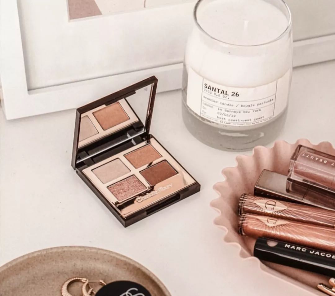 非常适合夏天的清凉眼妆,夏季比较适合的眼妆