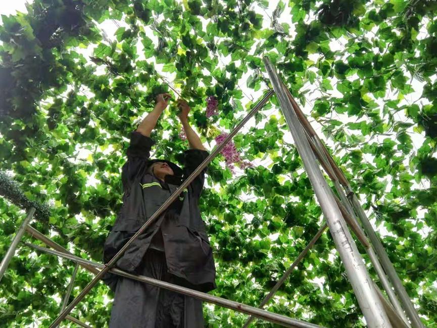 抗高温坚守岗位,抗高温斗酷暑奋斗一线