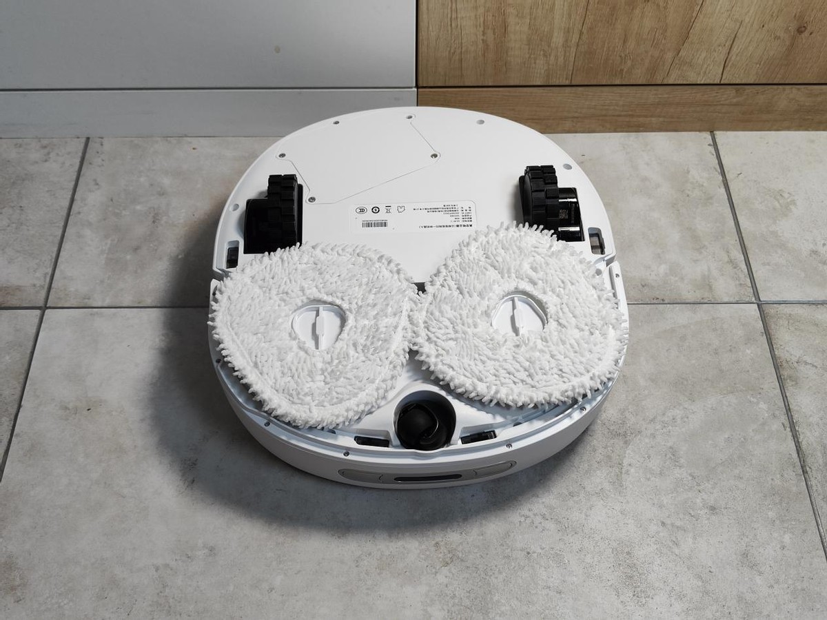 扫地机器人云鲸j1j2测评,云鲸j1扫拖一体机器人测评