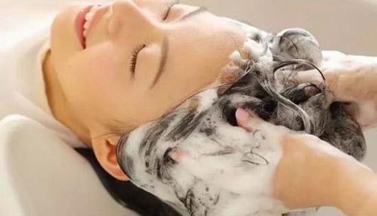 护发素和发膜有啥区别,护发素与发膜有啥区别