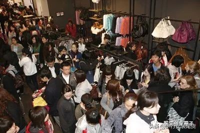 开服装店到底赚不赚钱呢,开服装店到底怎么月入过万