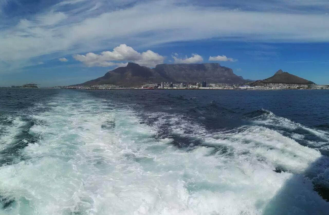 曼德拉在监狱多少年,南非总统曼德拉罗本岛