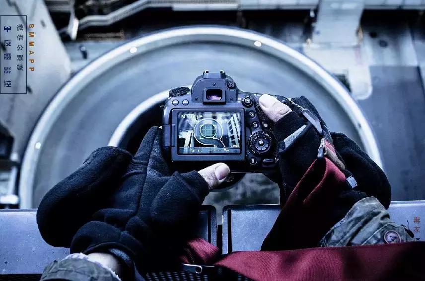 r5相机半按快门测光对焦如何设置,对焦跟测光是怎么分开的