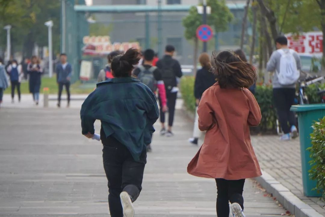 上海市晨跑团,沪上23所高校