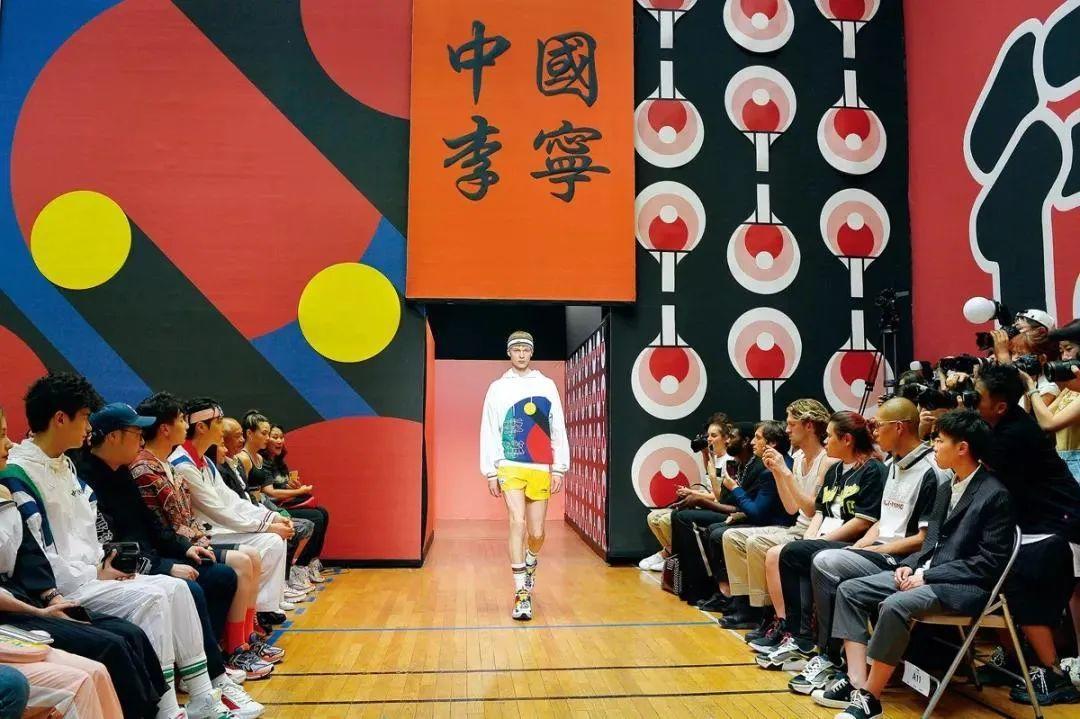 一双鞋10万元，李宁是开挂还是自嗨？