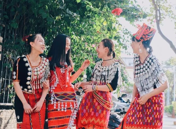 一处小众目的地！这里有酸汤辣子蘸出来的美味，吃一口就丢魂！