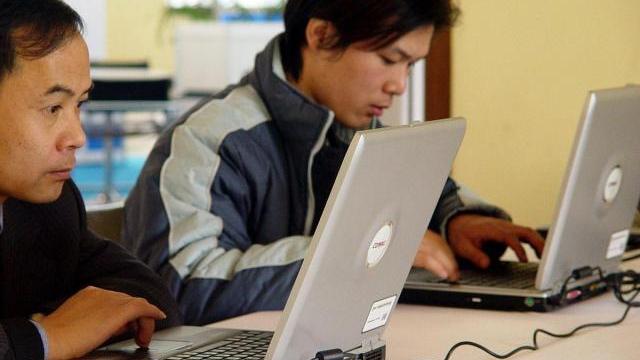 传统专业与新兴专业有哪些区别？各有什么优势？高考怎么选择？