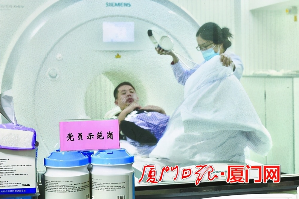 *党**建引领聚合力发展再上新台阶厦大附一思明院区多措并举，4月至9月业务量超历史峰值，赢得患者好口碑