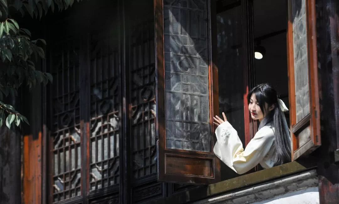 当台儿庄古城恰遇宋词∣这样的古镇客栈，才是我爱的样子