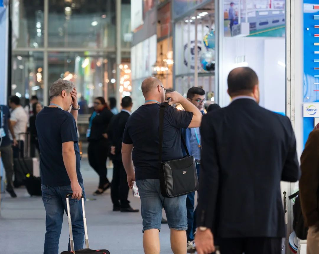 BizPal快报，做外贸的人已经哭了四个月了，出口转内销进退两难？