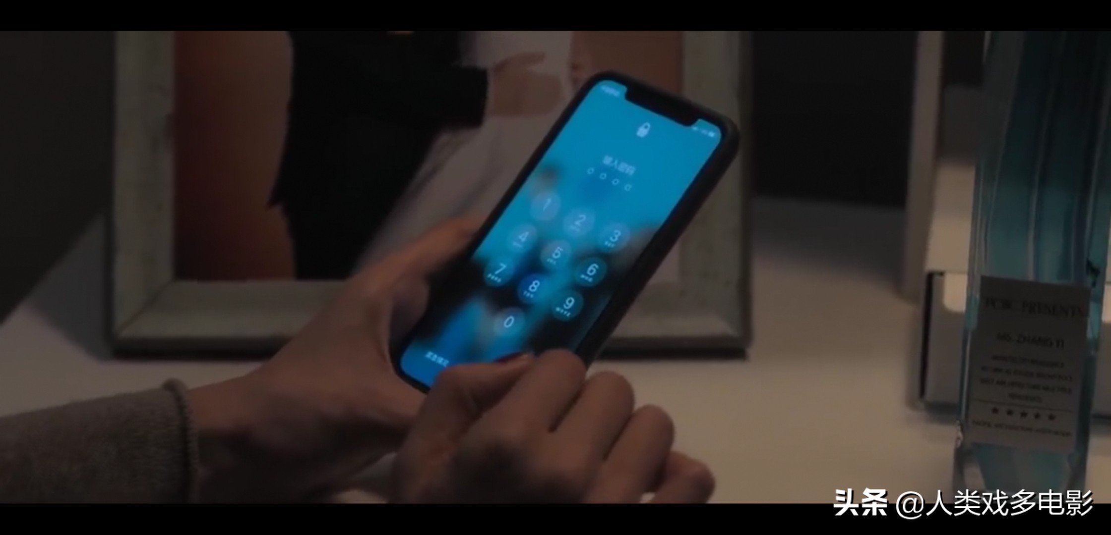 国剧版《夫妻的世界》？小宋佳《白色月光》，出轨拍出推理悬疑味