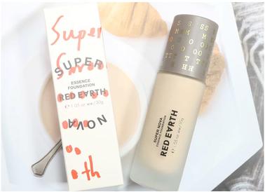 混合性皮肤，夏天油冬天干，适合学生*党**的粉底液