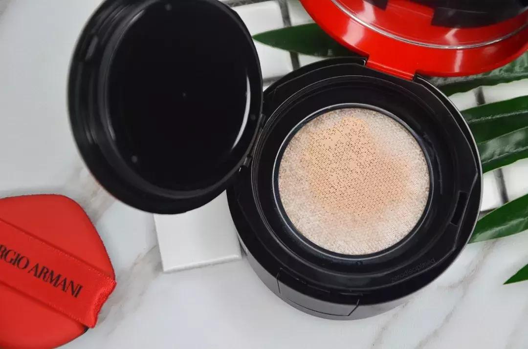 油皮脱妆的最佳方法,油皮用什么气垫持久不脱妆不卡粉