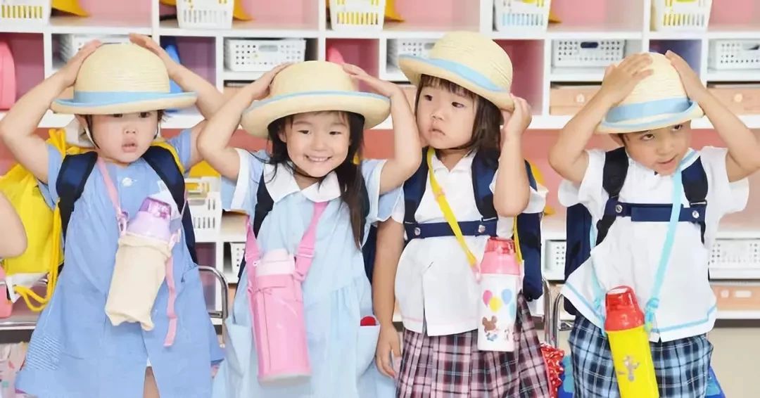 孩子在学校里打架还撒谎,孩子在幼儿园打架老师装作不知道