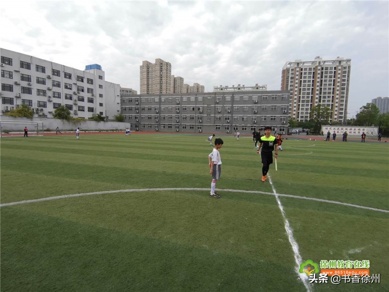 八里台第一小学足球队锦标赛,八里庄小学足球队