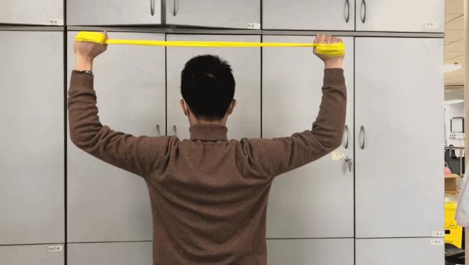 肩膀痛不知什么原因,教你一个动作解决肩膀疼痛