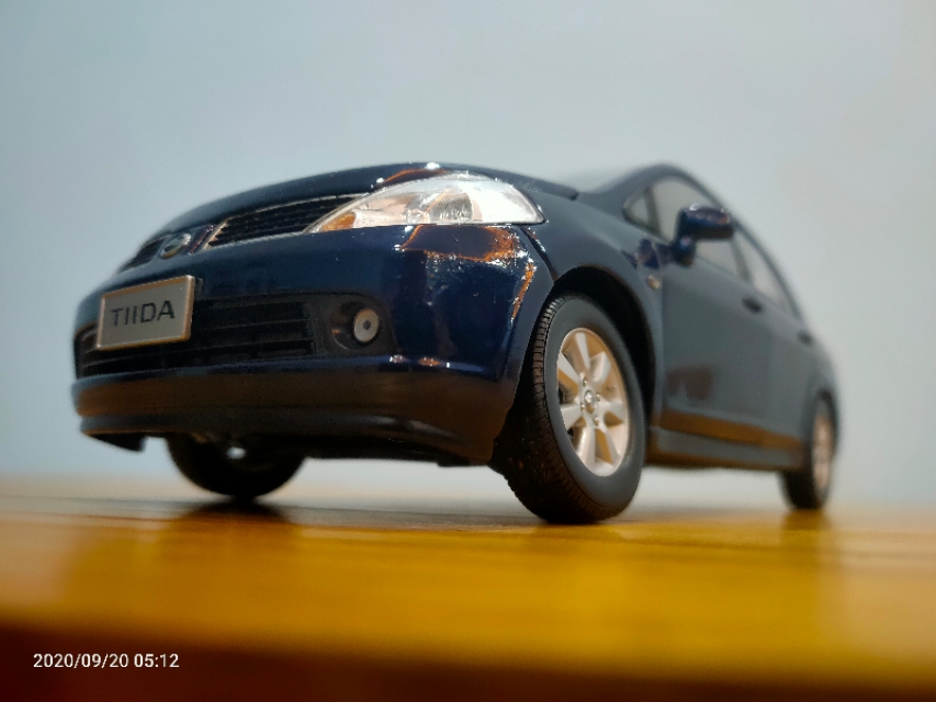 日产骐达老款汽车模型,14岁的暖男