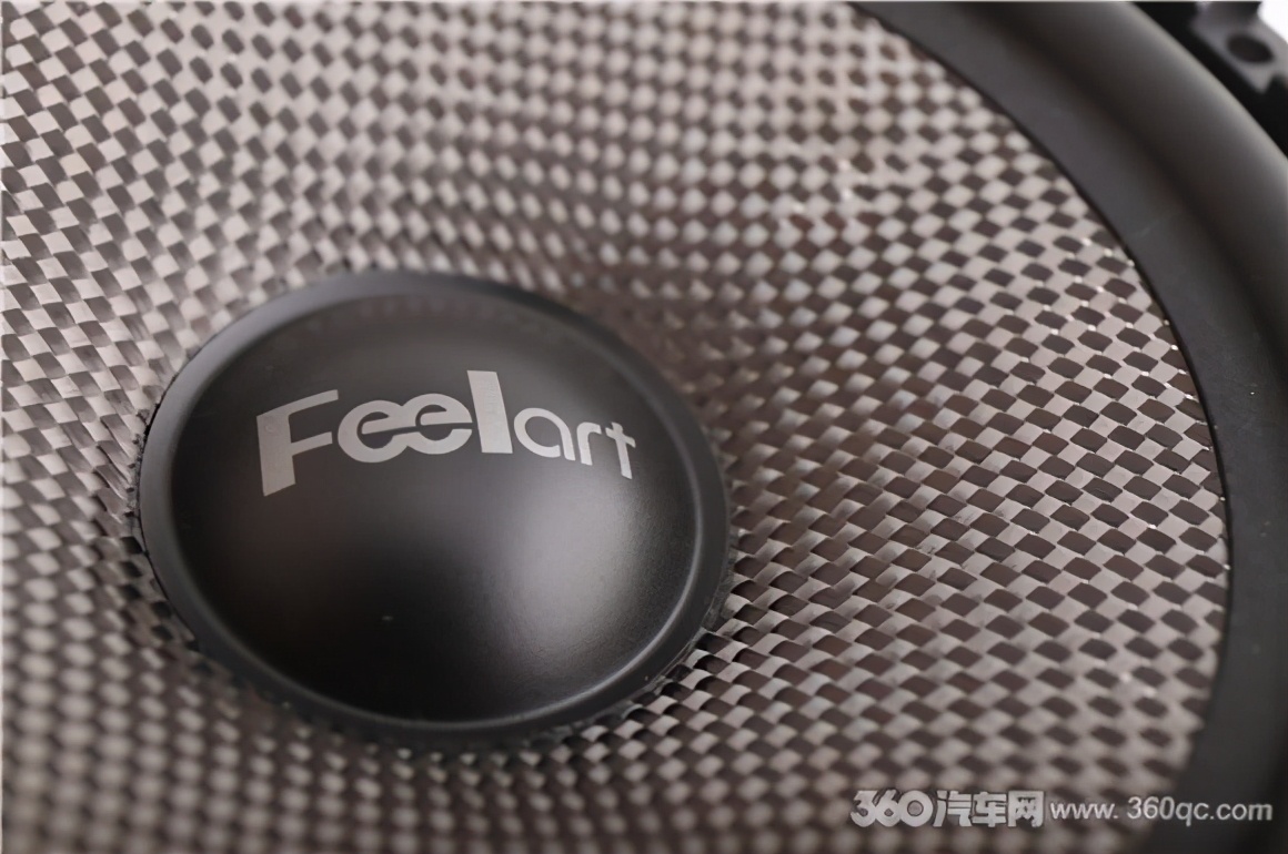 新生代车友追求快节奏听感芬朗SP-6.5D碳纤维两分频正好
