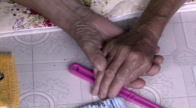 韩国最感人的爱情影片,感人催泪片段韩国纪录片