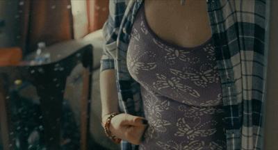 饱受争议的柏林电影节获奖影片，未成年少女堕胎日记，揪心到不忍