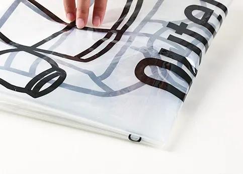 衣服怎么收纳可以防止发霉不会皱,换季衣服怎么整理没折痕