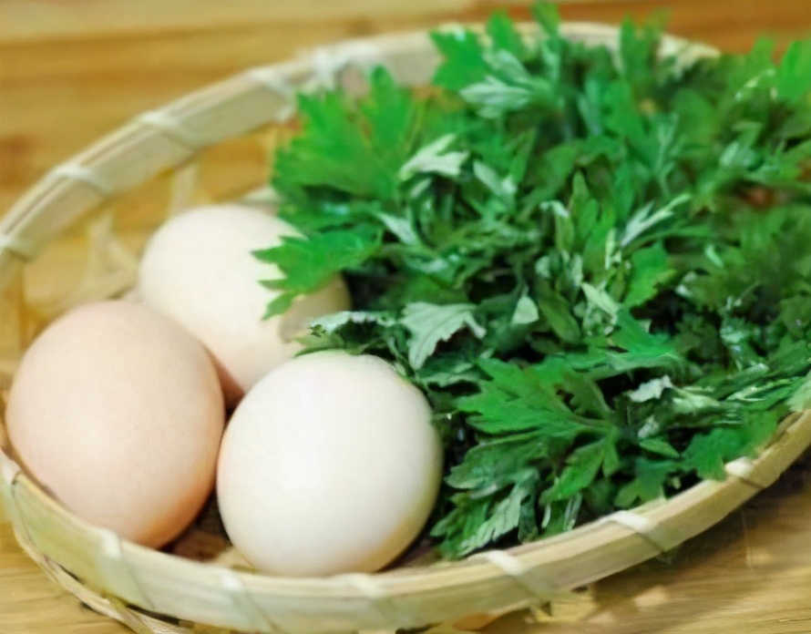 艾草煮鸡蛋怎么煮效果更佳,艾草煮鸡蛋怎样煮才好吃