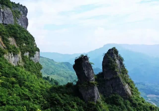 重庆南川金佛山自驾游图片,重庆金佛山自驾游最佳路线