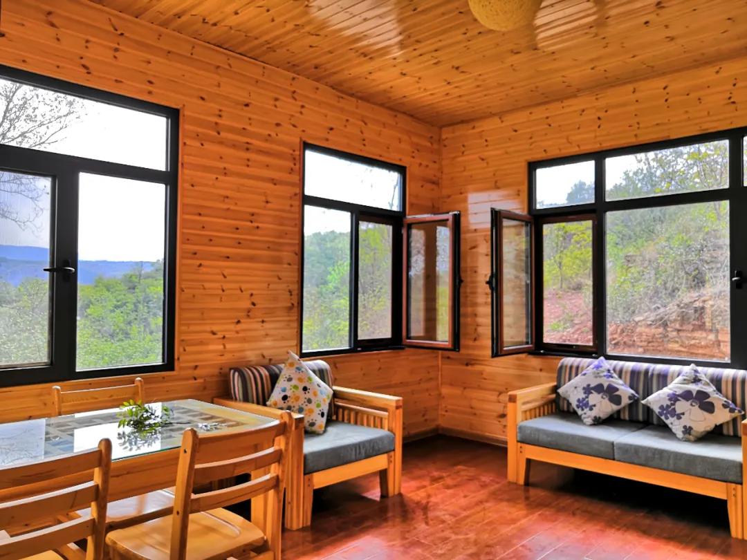 灵山秀水度深秋,灵山秀水堪称世外桃源