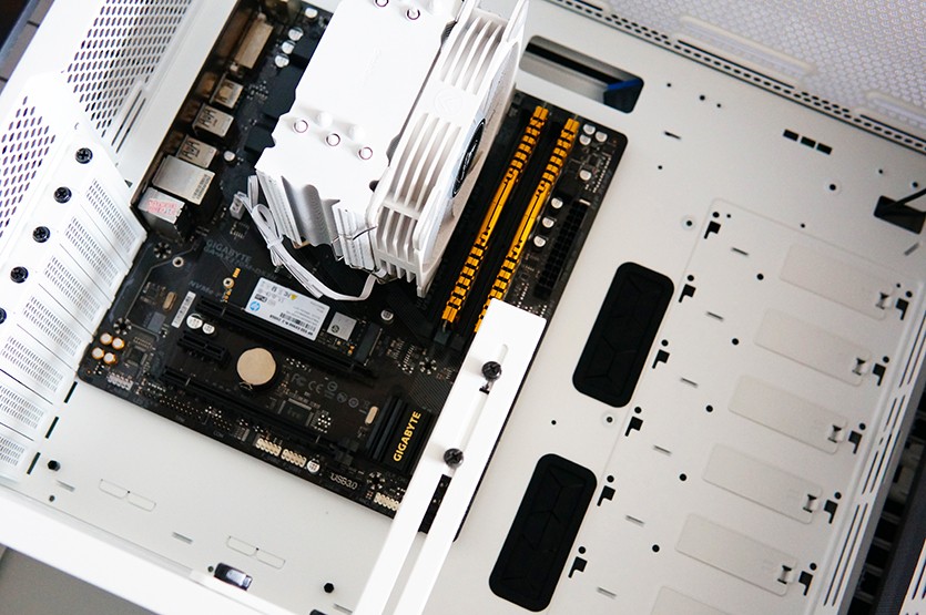 tt挑战者h6机箱接口,tt挑战者h6机箱怎么装