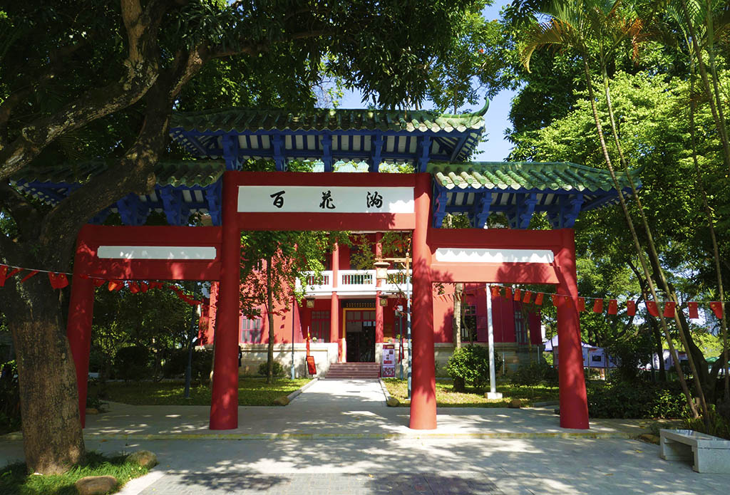 惠州西湖苏东坡小妾墓,惠州西湖和苏东坡有什么关系