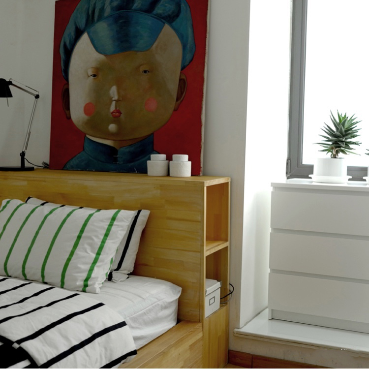 只塞得下床的小卧室，照样改成收纳大胃王