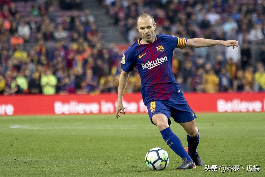 你心目中足球界的历史最佳球员,你心目中最伟大的运动员是谁