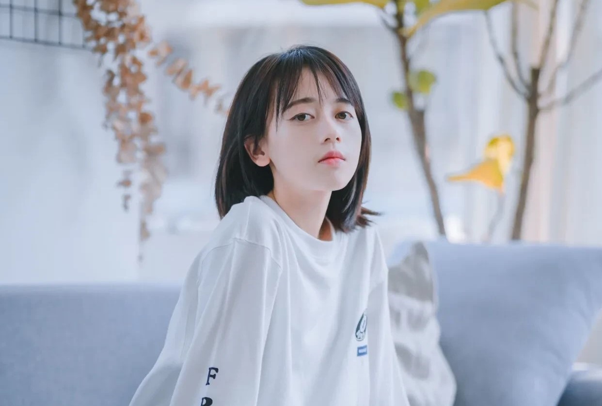 怎么跟第一次认识的女生要微信,怎样跟第一次聊天的女孩子打招呼