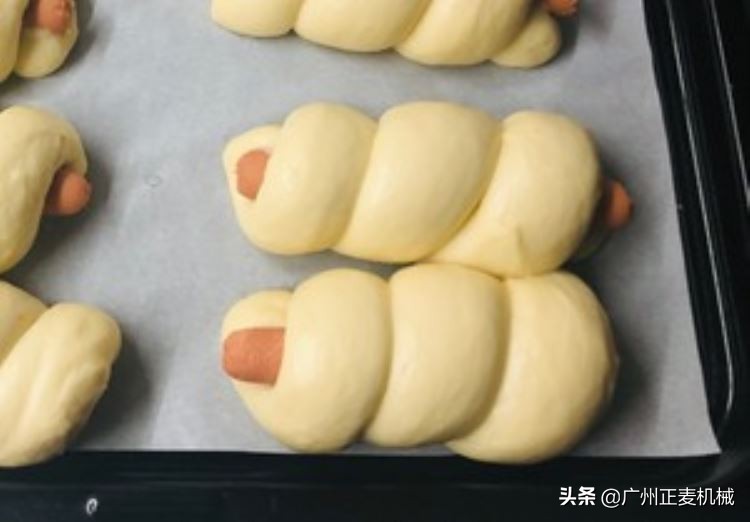 火腿肠面包完整,火腿肠面包