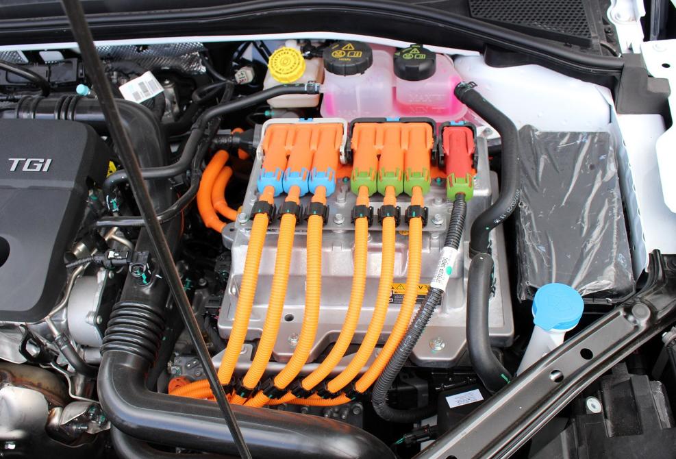 二手荣威i6混动车值得买吗,车主说荣威纯电动