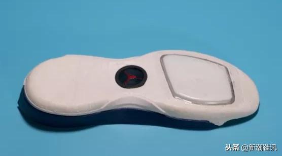 aj33pe郭艾伦莆田有几个版本,aj33郭艾伦的鞋码偏大还是偏小