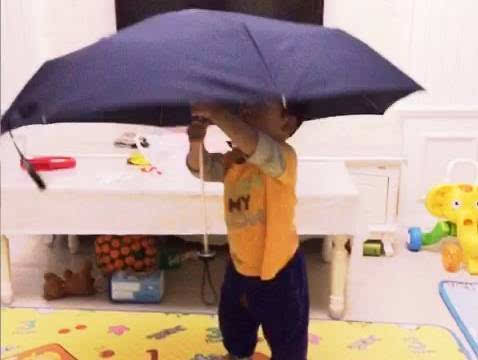 屋内不打伞、玩火会尿床，小时候听过的谚语科学分析出来有道理？