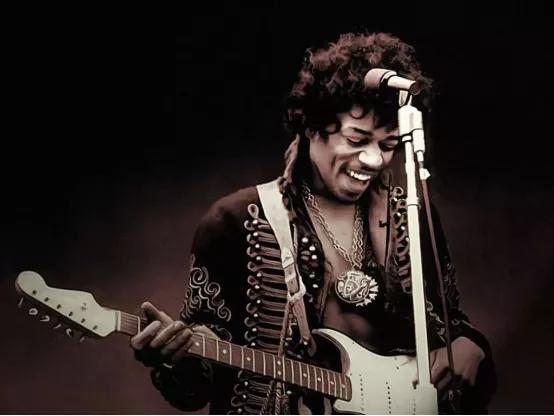 国内电吉他的起源及发展简史,深度了解电吉他