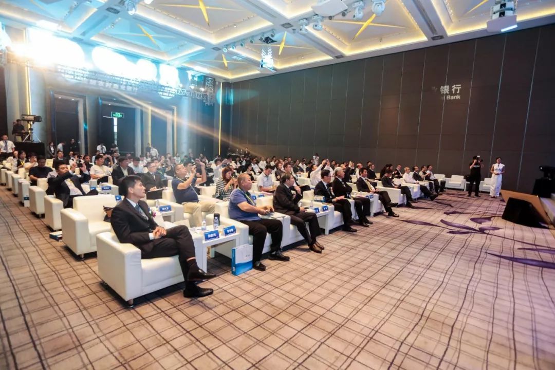 经营管理要与业务相结合,怎样抓经营管理和业务发展