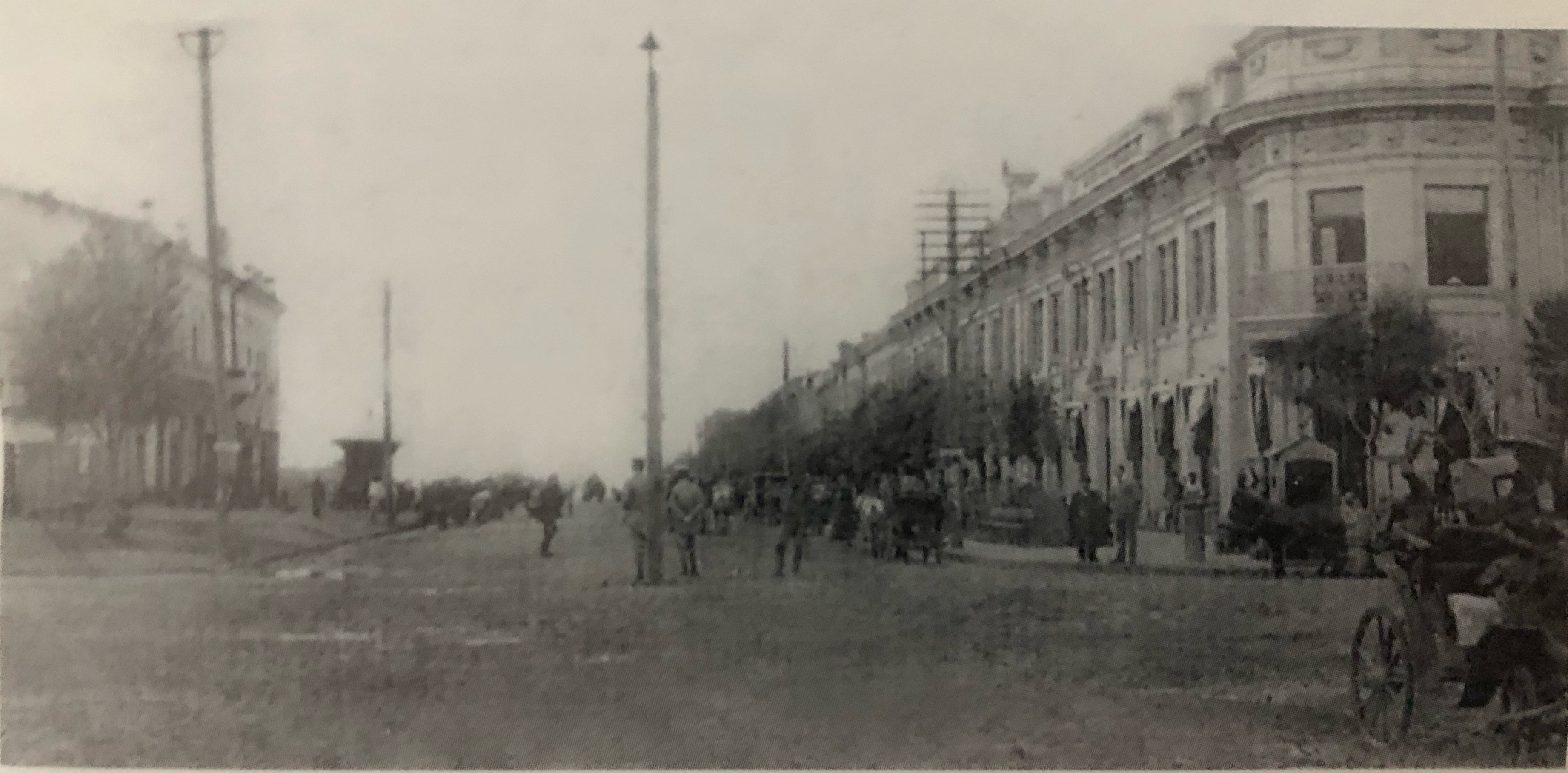 哈尔滨70年代动力区前进街老照片,哈尔滨老市政府大楼老照片