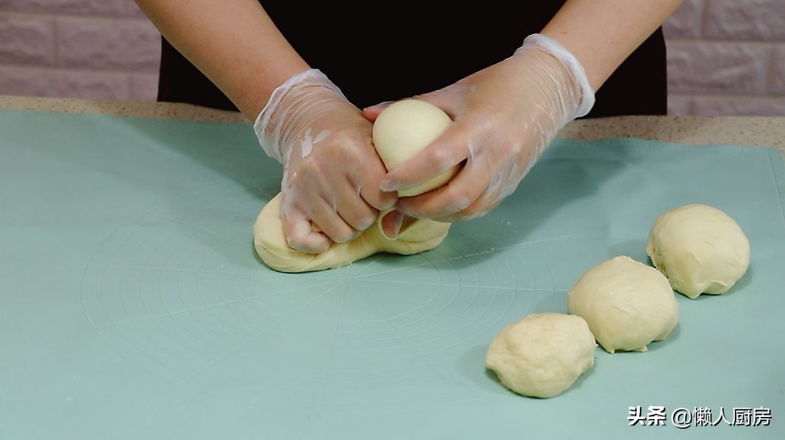 用酸奶和面可以做什么好吃的,用酸奶做的酸奶面团