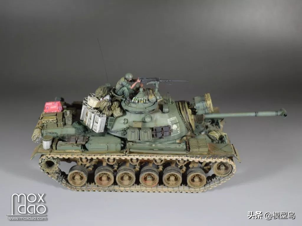 t34-85中型坦克模型,现代1:35主战坦克模型
