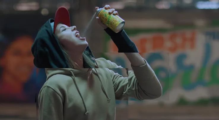 雪碧是一种杀虫剂吗,雪碧装杯子里喷出来了