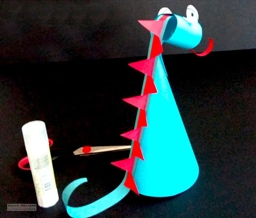 小恐龙简单又可爱手工,手工屋制作立体错觉小恐龙教程