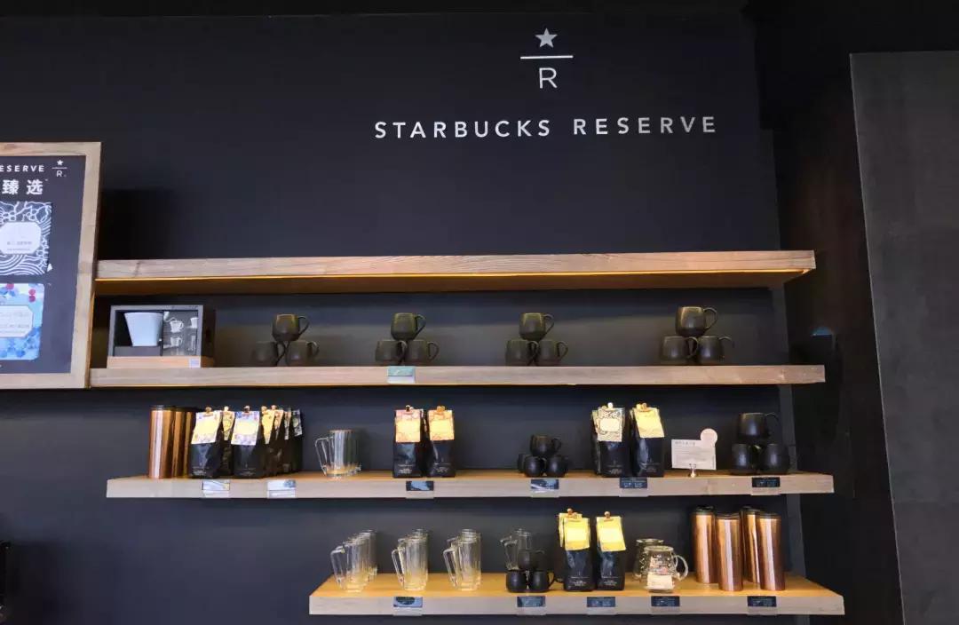 肯德基卖奶茶、王老吉开实体店,干餐饮不变就得“等死”